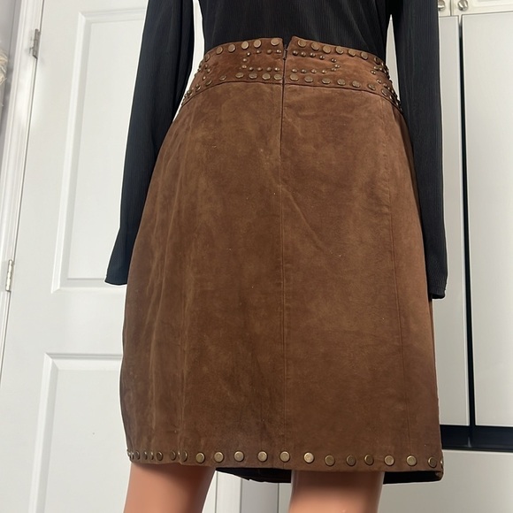 VS2 by Vakko Vintage Brown Studded Slit Suede Lined Skirt Size 10 - Picture 9 of 17
